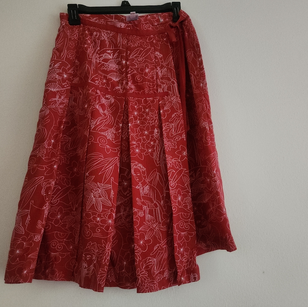 Vintage DUE PER DUE Floral 100% Silk Wrap Belt partially Pleated Skirt Red Sz 4